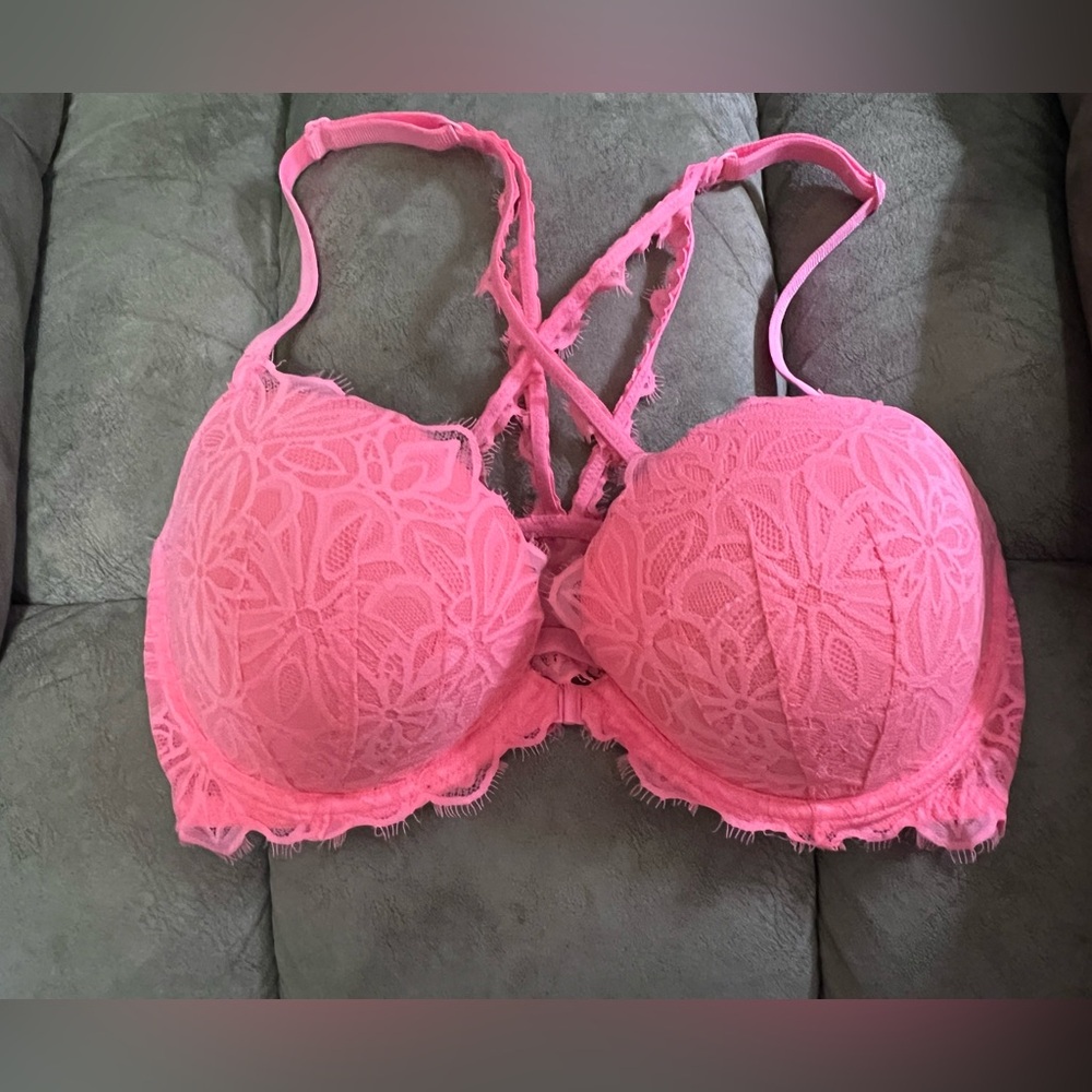 PINK Victoria's Secret Floral Lace Bra
